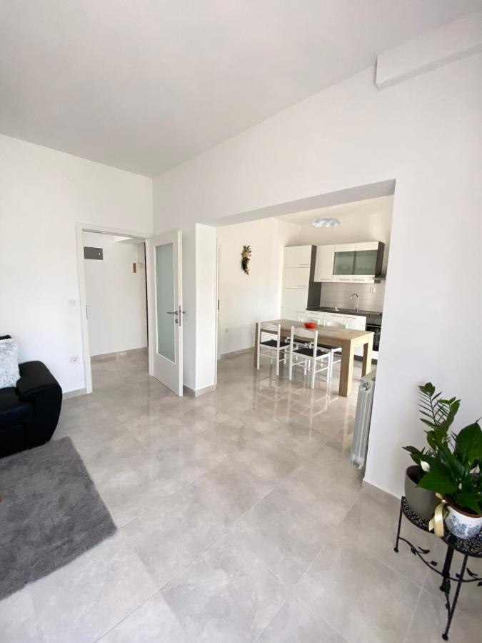 Villa Nina Πόρετς Εξωτερικό φωτογραφία