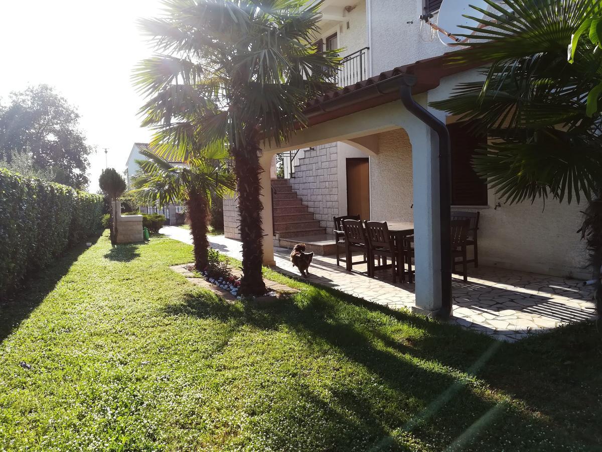 Villa Nina Πόρετς Εξωτερικό φωτογραφία